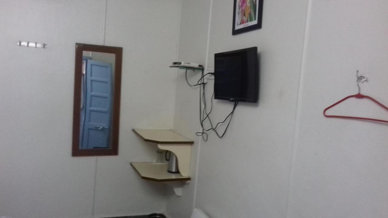Arun Hotel *